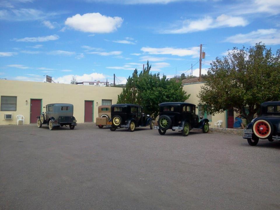 The Charles Motel And Hot Springs Spa Truth or Consequences Extérieur photo